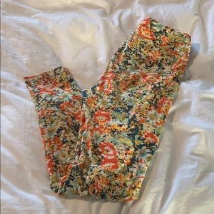 LulaRoe leggings! Never worn! Floral print